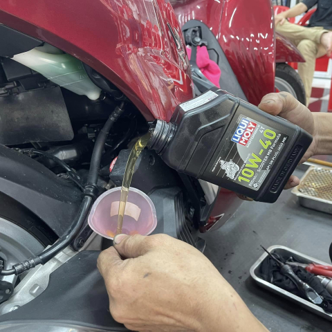 Nhớt Liqui Scooter Formula 10W40 0.8L