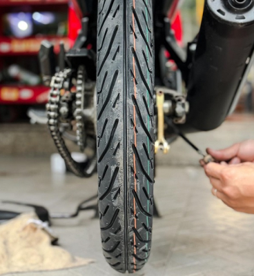 Vỏ Maxxis 80/90-17 M6002
