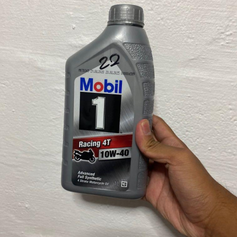 Nhớt Mobil 1 Racing 4T 10W40 1L
