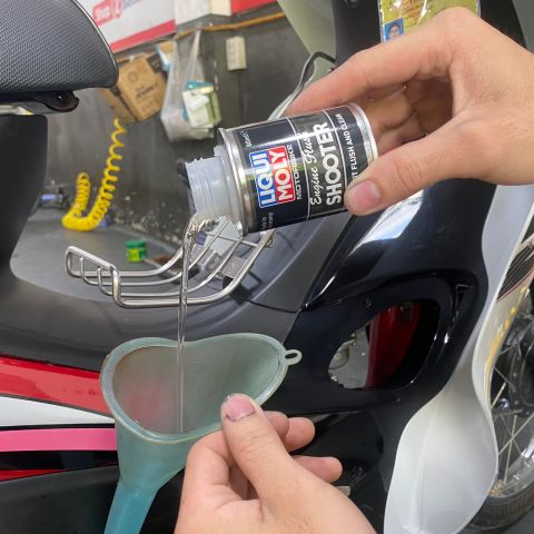 Dầu súc 32win là nhà cái giải trí, cá cược số 1 Việt Nam Liqui Moly Engine Flush