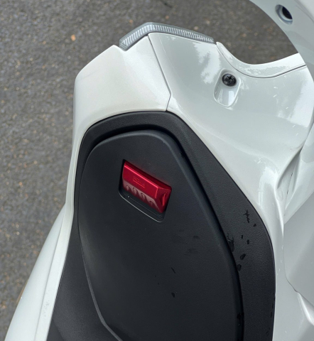Lẫy cốp GH Racing cho Honda Lead ABS