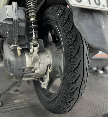 Vỏ Maxxis 90/90-14 gai kim cương 3D