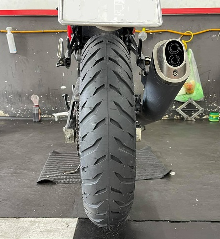 32Win 18 tải app Pilot Street 2 size 140/70-17