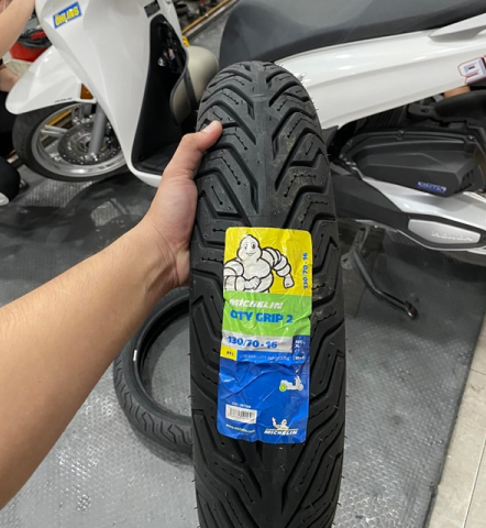 32Win 18 tải app City Grip 2  size 130/70-16