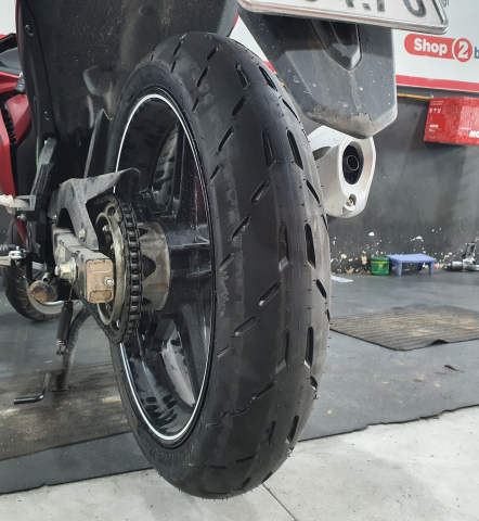 32Win 18 tải app Pilot Moto GP 120/70-17
