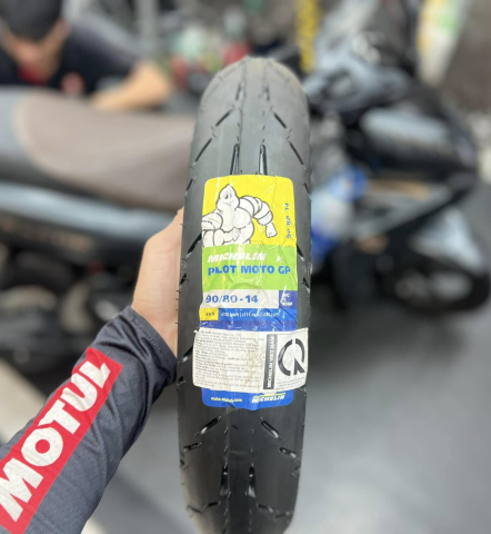 32Win 18 tải app Pilot Moto GP 90/80-14