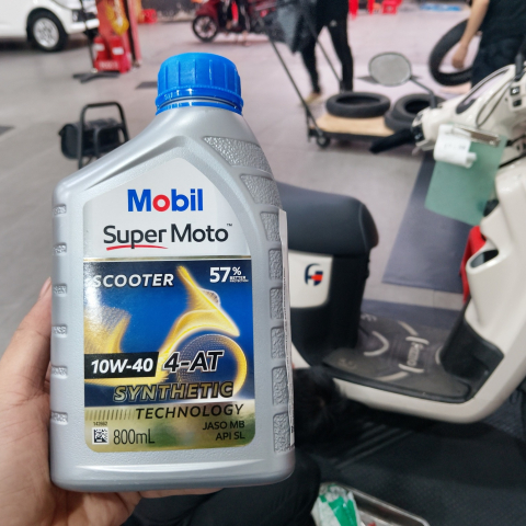 Nhớt Mobil Super Moto Scooter 10W40 800ml