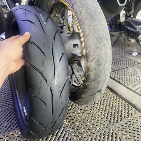 Vỏ Maxxis 120/70-17 Victra M0098CT