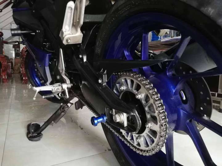 nhông sên dĩa r15